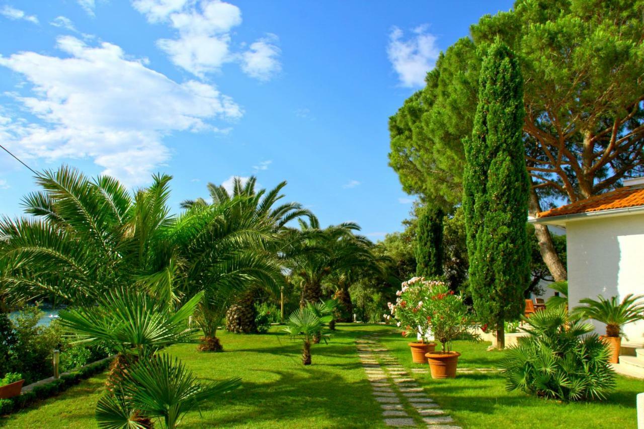 Villa Lucija ラブ エクステリア 写真